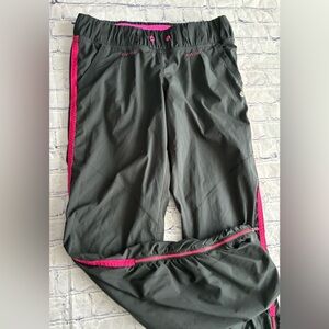 LULULEMON womens size 8 “studio pants”